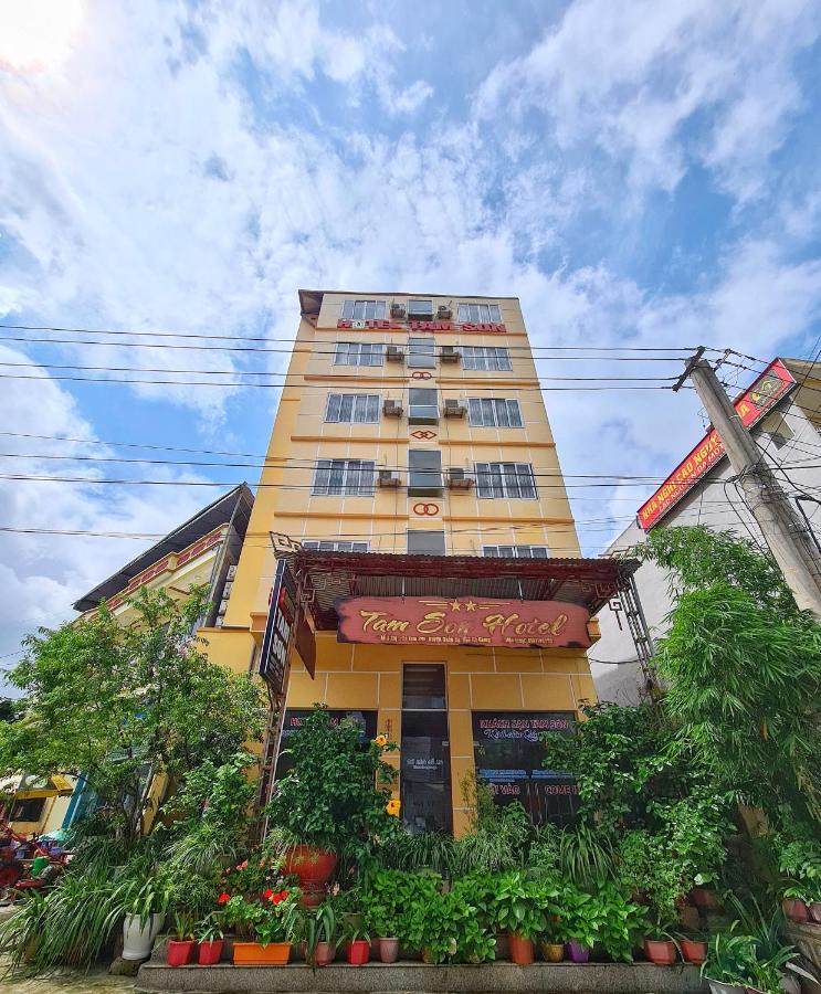 Khach San Tam Son Hotel Ha Giang Buitenkant foto